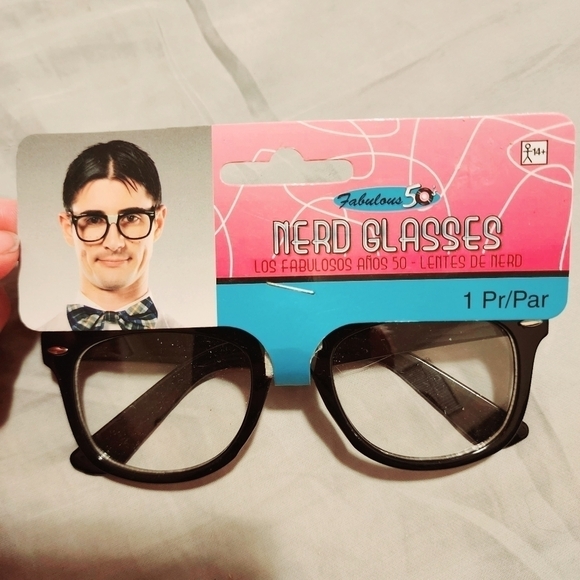 NWT Geek Chic Nerd Halloween Costume Headpiece Tie Glasses Pocket Protector New - Picture 4 of 7